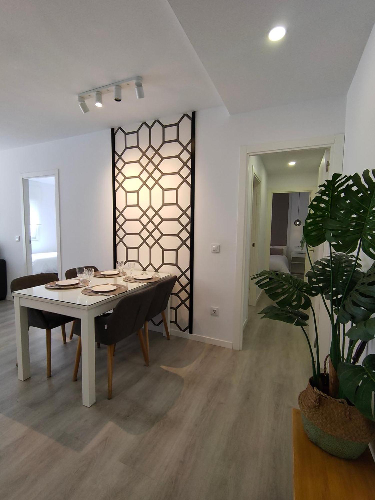 Casa Mallen, Con Amplia Terraza, En El Barrio De Nervion Sevilla Exterior foto